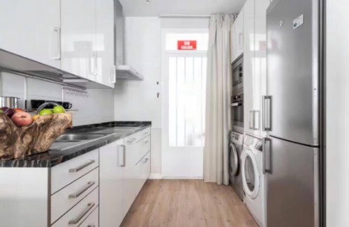 Palos de la Frontera Apartment | Your Peaceful Luxury Stay in the Heart of Madrid