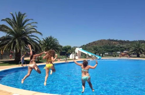 Pals House | ZEcamping 4 étoiles parc aquatique toboggans locatif 36m2 6 pers