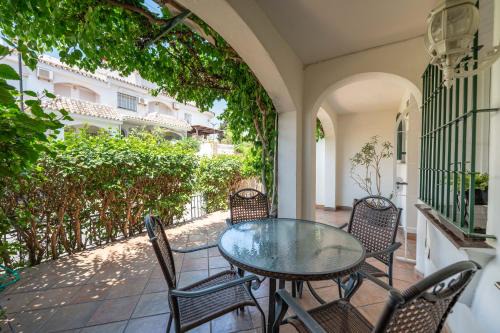 3BR Villa Fuengirola Quiet Area Terrace Pool in Fuengirola