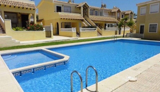 Affordable Apt Lomas Del Golf 10 Min Walk to Amenities, Golf, Sun