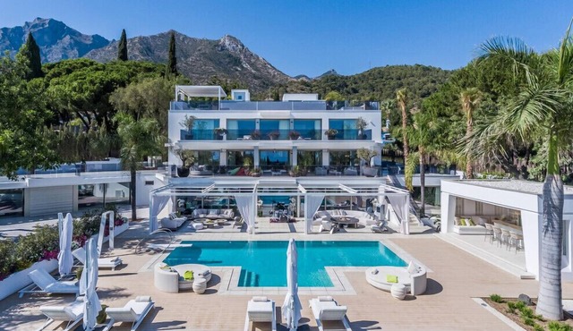 All About Villa Serenity