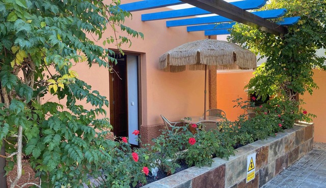 Apartamento con Doble Entrada y Piscina Compartida en el Palmar