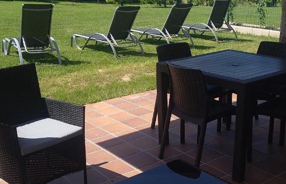 Apartamentos La Ardina Celorio