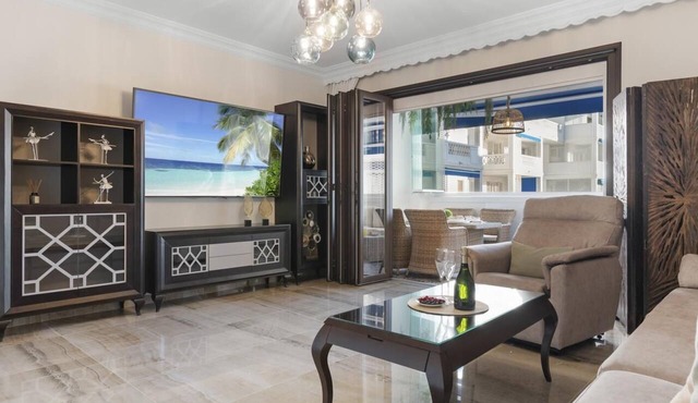 Apartment in Playas del Duque for 5 people | Casa Córdoba 110