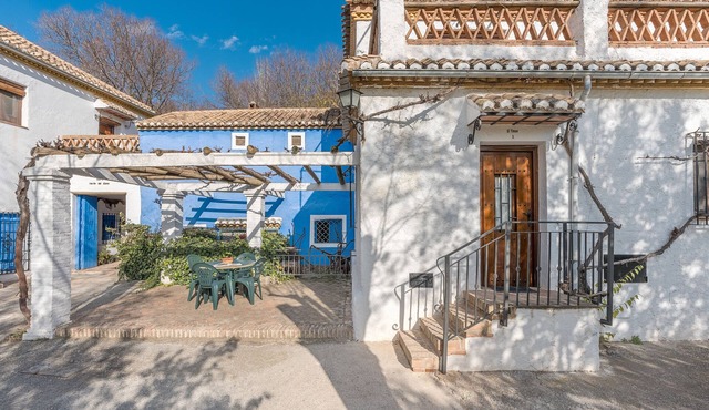 Apartment 'El Tinao' with Mountain Views, Shared Pool and Wi-Fi