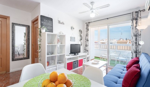 Apartment 'Playa Canet' with Sea View, Private Terrace, and Air Conditioning