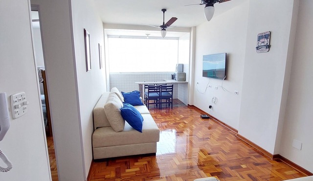 Apartment facing the sea, Canal 6 in Santos