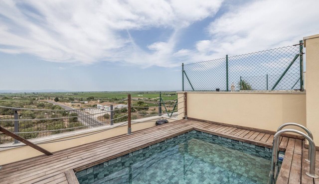 Apartment 'Flamingos House' with Sea View, Wi-Fi and Air Conditioning