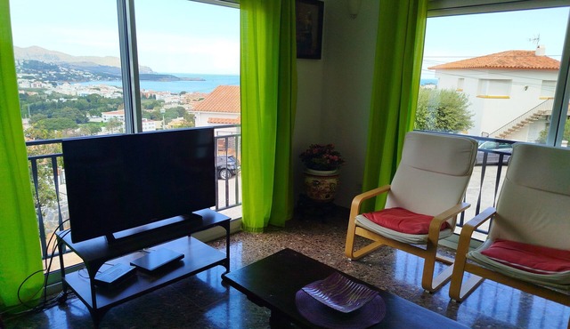 Apartment 'Marval' with Sea View, Wi-Fi and Air Conditioning