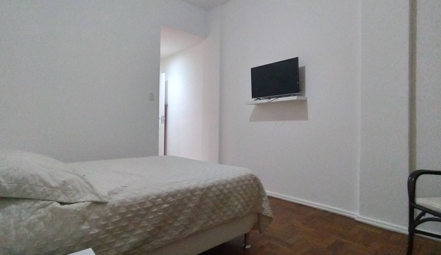 Apartments in Ipanema Beach - excelent location & security - 505 in Rio de Janeiro