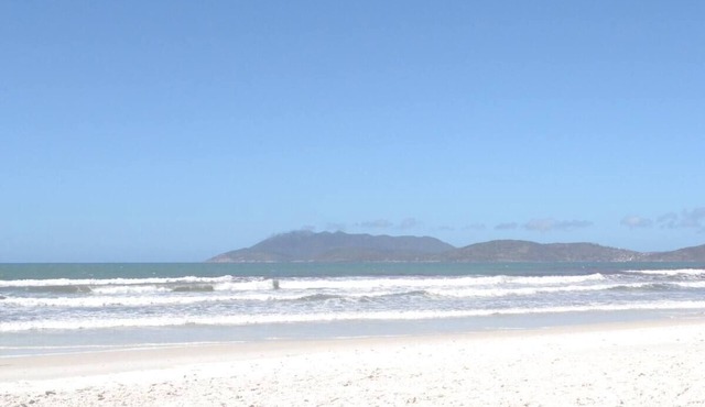 Beachfront Apartment in Praia do Forte/Cabo Frio - RJ