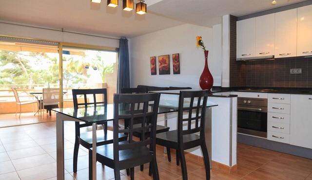 Beachfront Apartment with Pool & WiFi · UHC PLAYAMERO 153