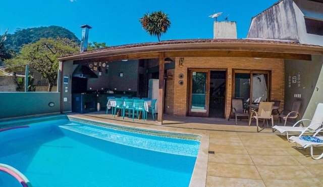 BEAUTIFUL BEACH HOUSE in Ubatuba