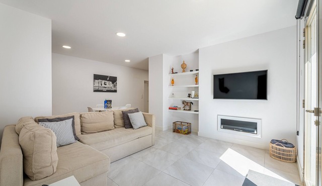 Bonanova 20 Holiday Home with Garden, Private Terrace and Wi-Fi