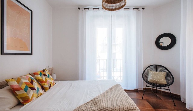 Bright Apartment at Santa Cruz 6 people Parking Optional