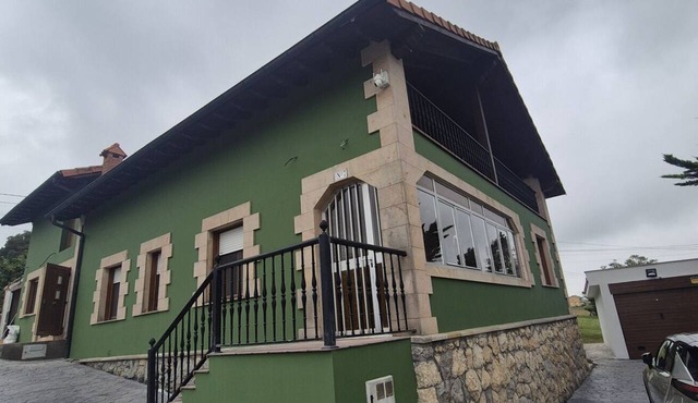 C19A02 Cozy Accommodations in Miengo