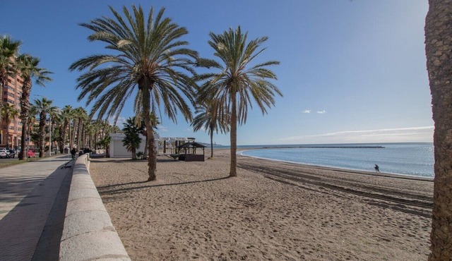 C52 · Seaside 2 Bedrooms by the Center