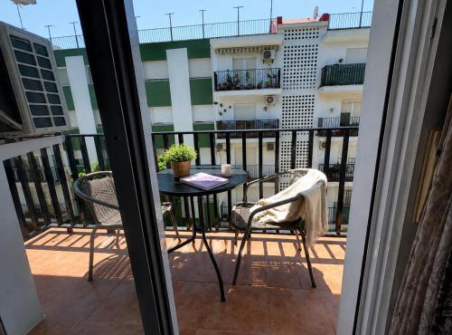 Cadizz Escolano - Ideal familias PetfrindlyWiFi, AC