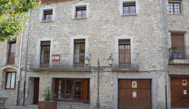 Cal gall- casa rural en san llorenç de la muga.