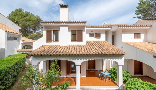 'Can Botana 10' with Sea View, Wi-Fi and Air Conditioning