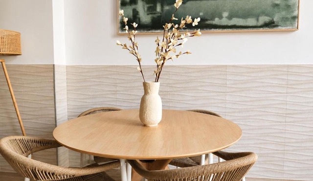 CASA FLORIT - The Urban Retreat Apartments AC & WiFi - Near City Centre