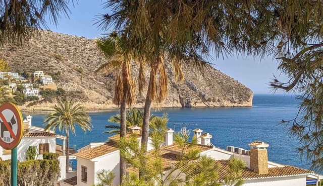 Casa Jem - a fabulous, modern, family villa for 8 guests