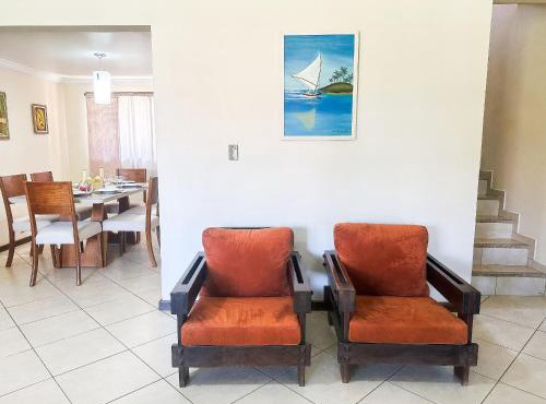 Casa Paradisíaca na beira da praia | ROMN14 in Rio das Ostras