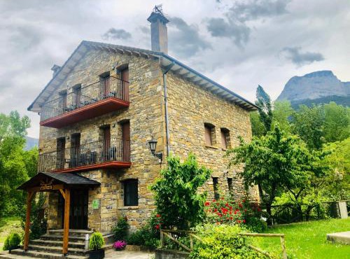 Casa Rural Sofia Ordesa in Escalona