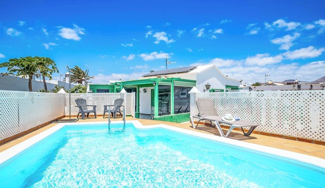 Casa Sussa - Four Bedroom Villa, Sleeps 7