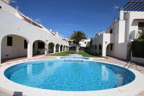 Casas Blancas 26 in Miami Platja
