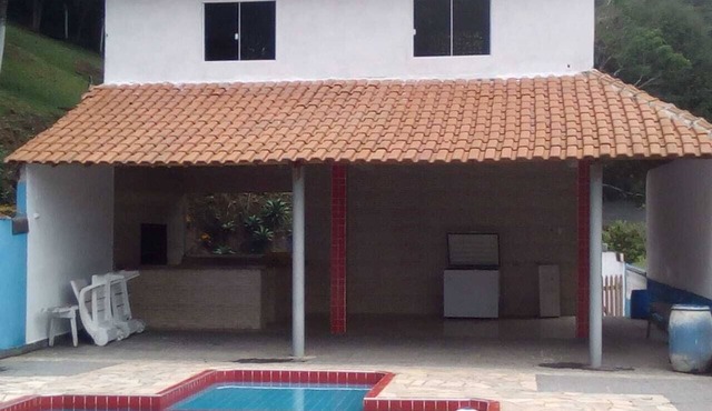 Come spend a wonderful weekend with your family surrounded by nature in Jardim Petropolis