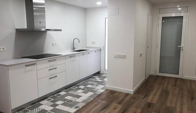 Comfortable fully renovated apartment