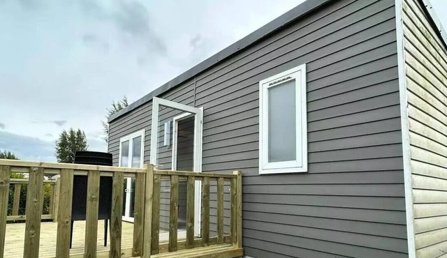 Comfort 3-room Mobile Home for 4 People with TV in MARESQUEL-ECQUEMICOURT