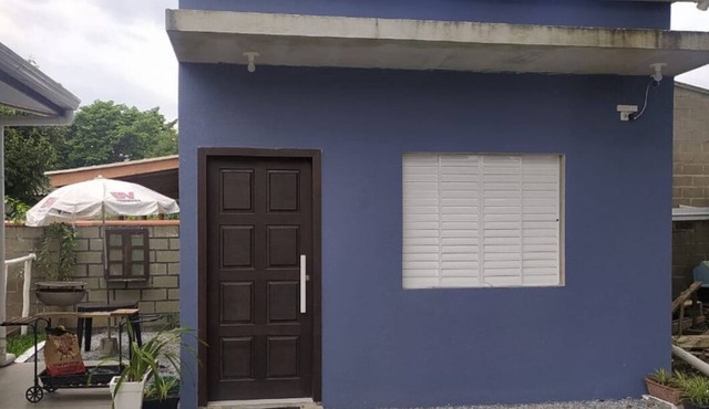 Comfortable complete studio apartment in Pontal Sul with swimming pool, close to Ilha do Mel. in Pontal do Parana