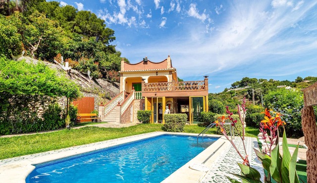 Cozy home in Nerja with WiFi