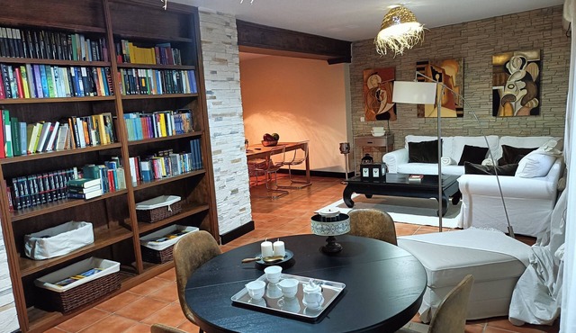 Discover La Casa de las Violetas in the heart of Ecija in Écija