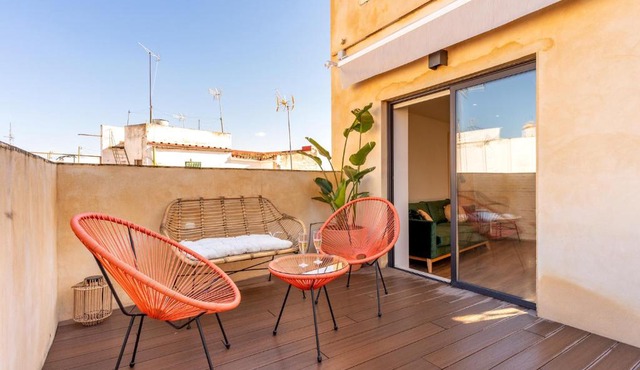 Duplex con Terraza Privada y vistas a la Catedral in Seville