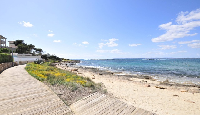 Duplex on the best beach in Mallorca, ES Trenc
