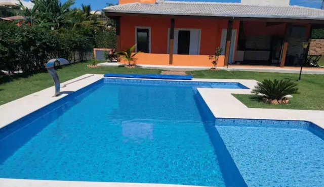 Edícula Chácara com Piscina em Condomínio Fechado in SP