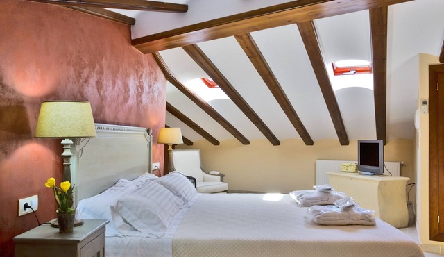 El Capricho de la Portuguesa - Adults Only