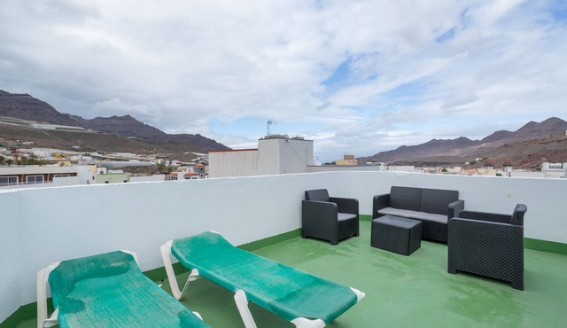 Vacation Apartment 'Atico Martin' with Mountain View, Private Terrace and Wi-Fi in La Aldea de San Nicolas de Tolentino