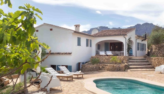 Finca Jabali by Richard Rentals