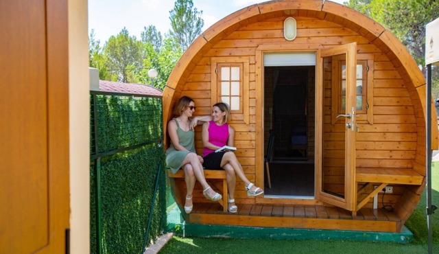 Glamping - One Bedroom Camping, Sleeps 4