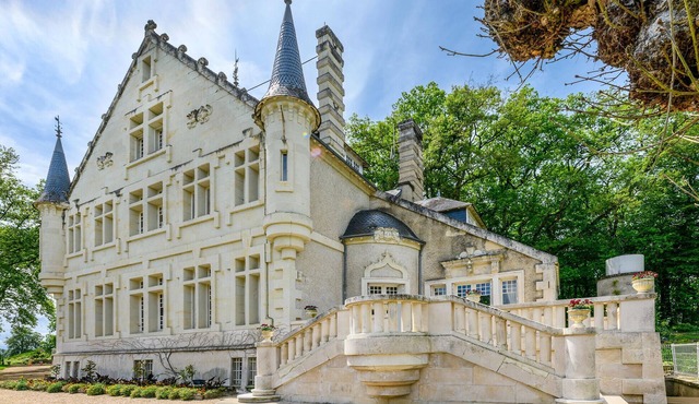 Gorgeous home in Lencloître in Lencloître