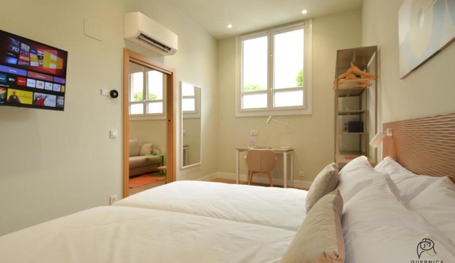 Guernica Suites downtown - Stay next to Picasso's Guernica