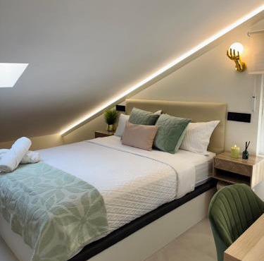 Habitación Buhardilla con Baño Privado y Acceso Autónomo , ideal para Descansar