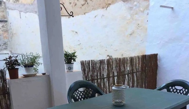 Holiday Apartment 'Bonito Piso Céntrico en Llucmajor' with Private Terrace & Wi-Fi