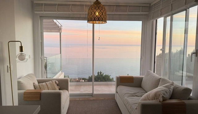 Holiday Cottage 'Limonero' with Sea Views