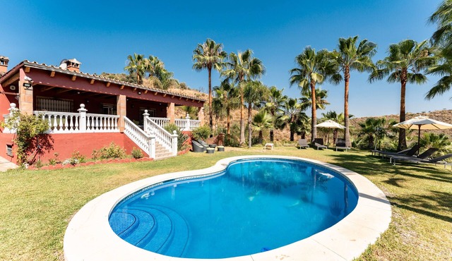 Holiday Home "Casa Mis Nietos" with Pool, Garden and Wi-Fi