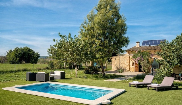 Holiday Home Es Camp Pla with Pool & Wi-Fi